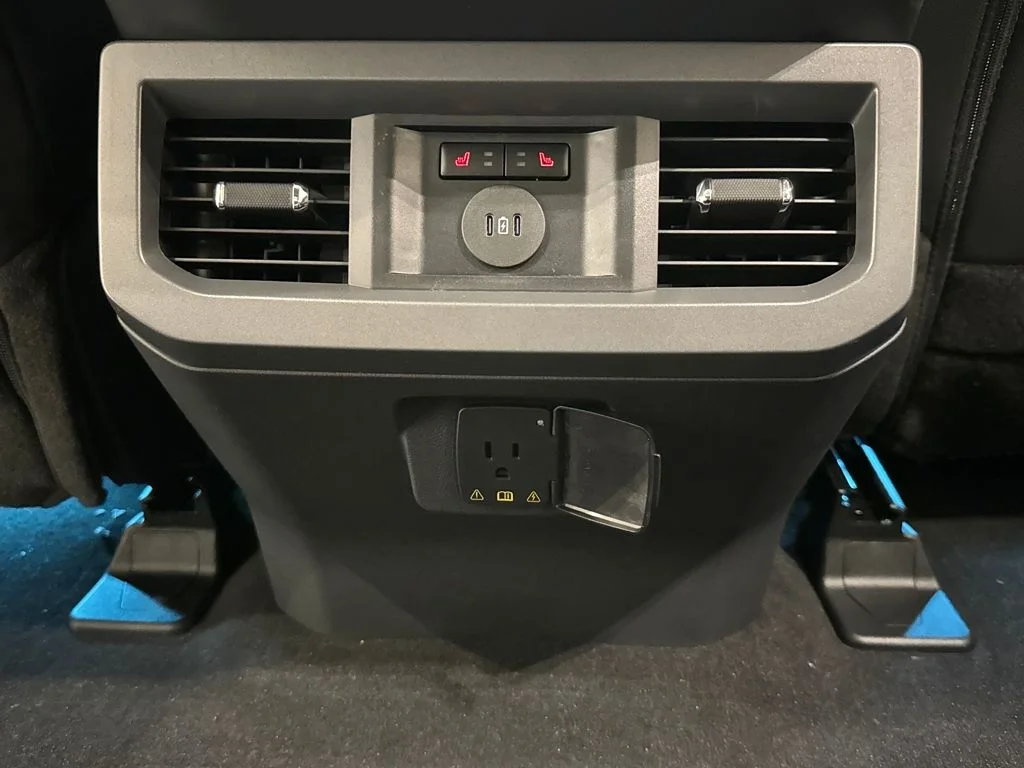 New 2026 Gray Ford Lariat image 31