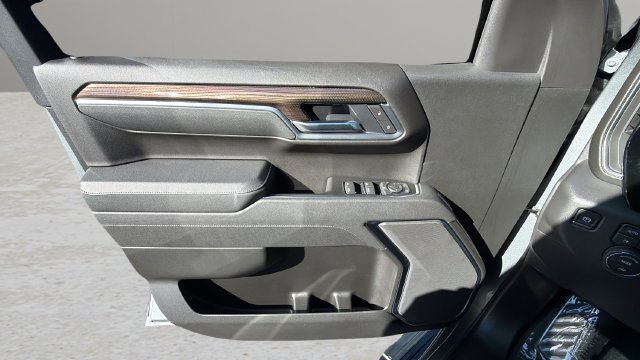 Used 2026 Gray Chevrolet LT Trail Boss image 18