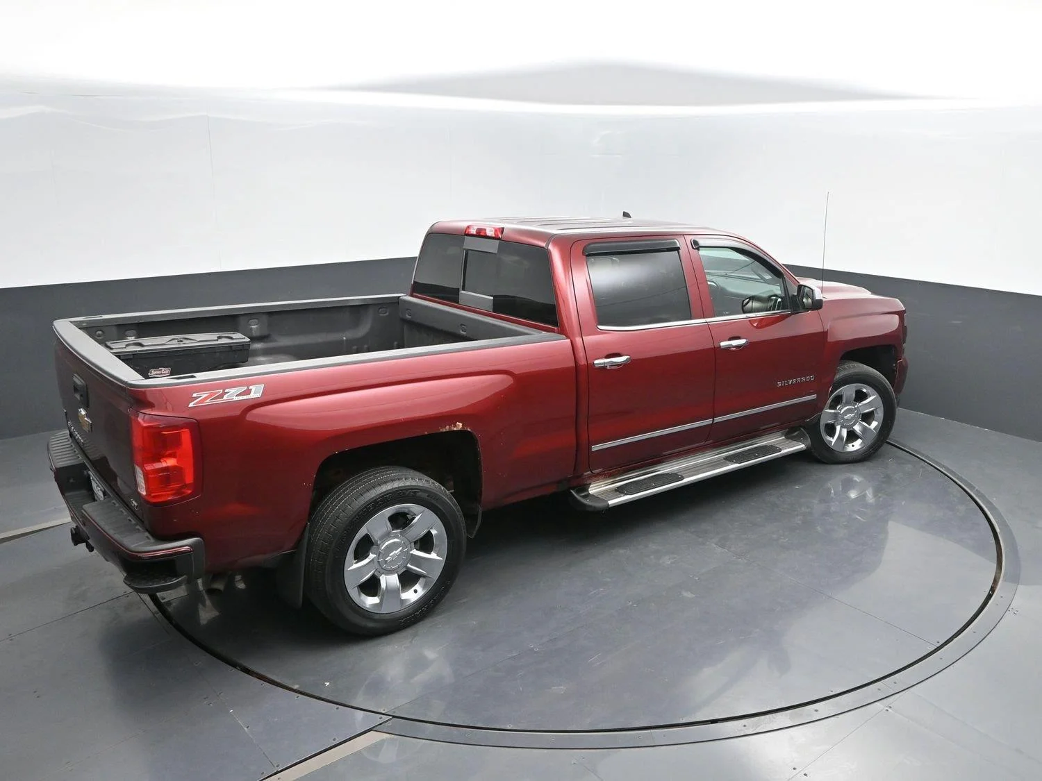 Used 2017 Siren Red Tintcoat Chevrolet LTZ image 40