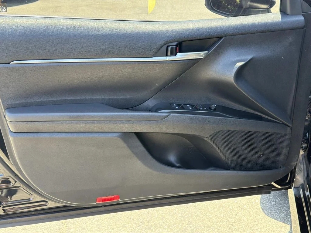 Used 2020 Midnight Black Metallic Toyota LE image 12