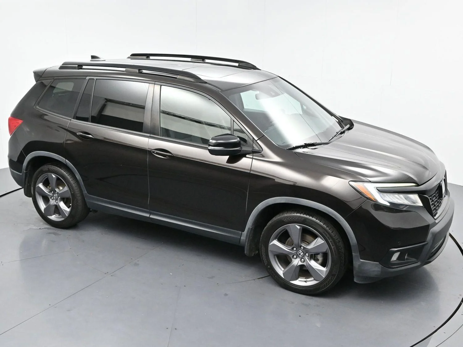 Used 2020 Black Copper Pearl Honda Touring image 39