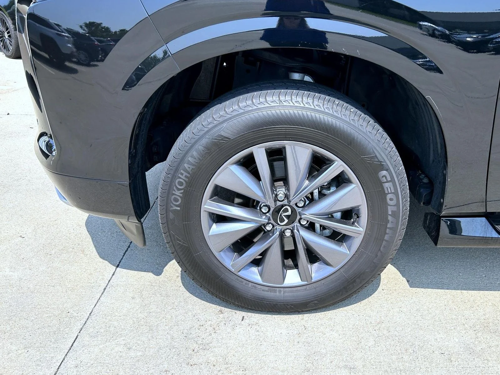Used 2025 Black INFINITI PURE image 24