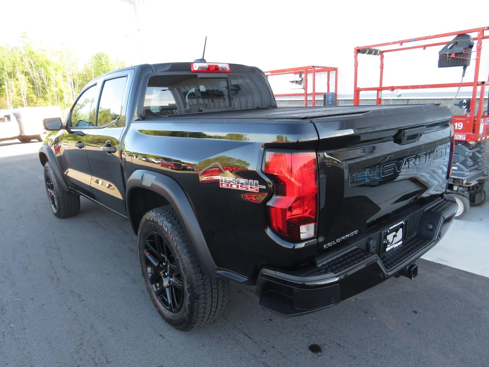 Used 2025 Black Chevrolet Trail Boss image 13