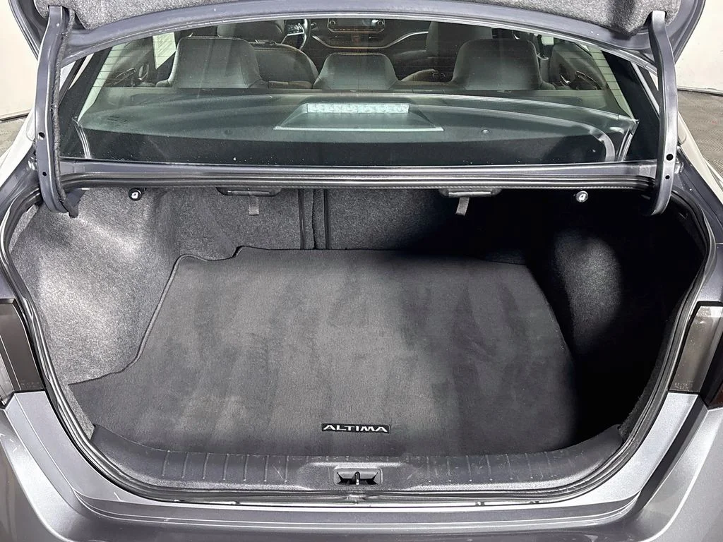 Used 2020 Gray Nissan 2.5 SR image 20