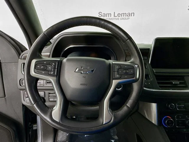 Used 2022 Gray Chevrolet Z71 image 11