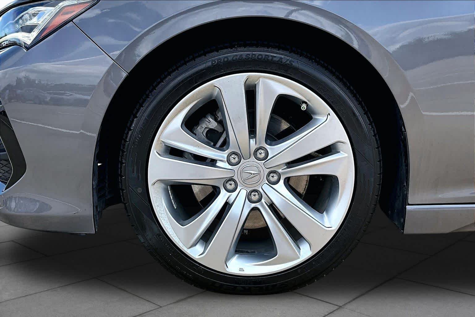Used 2022 Modern Steel Metallic Acura w/Technology Package image 11