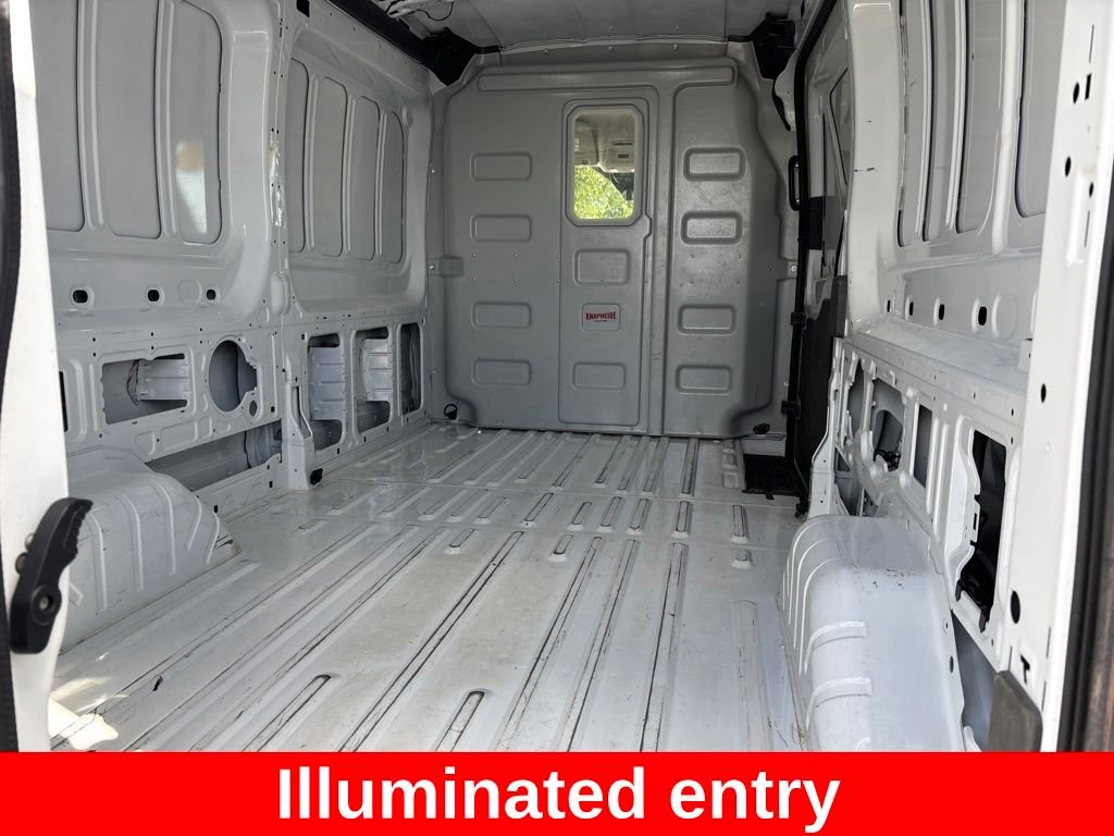 Used 2025 White Ford Base image 15