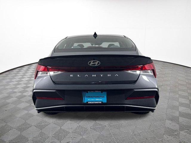 New 2026 Gray Hyundai SEL Sport image 10