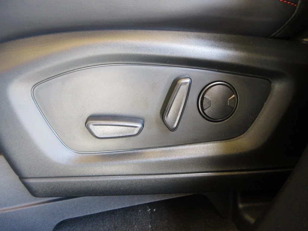 New 2026 Agate Black Metallic Ford ST-Line image 12