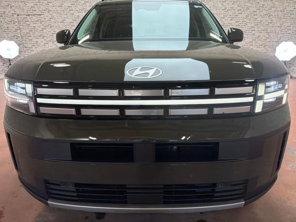 Used 2026 Rockwood Green Hyundai SEL image 2
