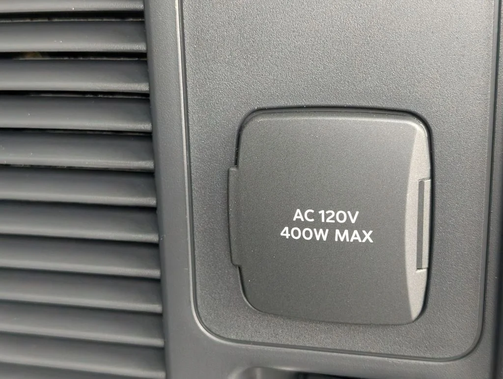New 2026 Agate Black Metallic Ford Active image 21
