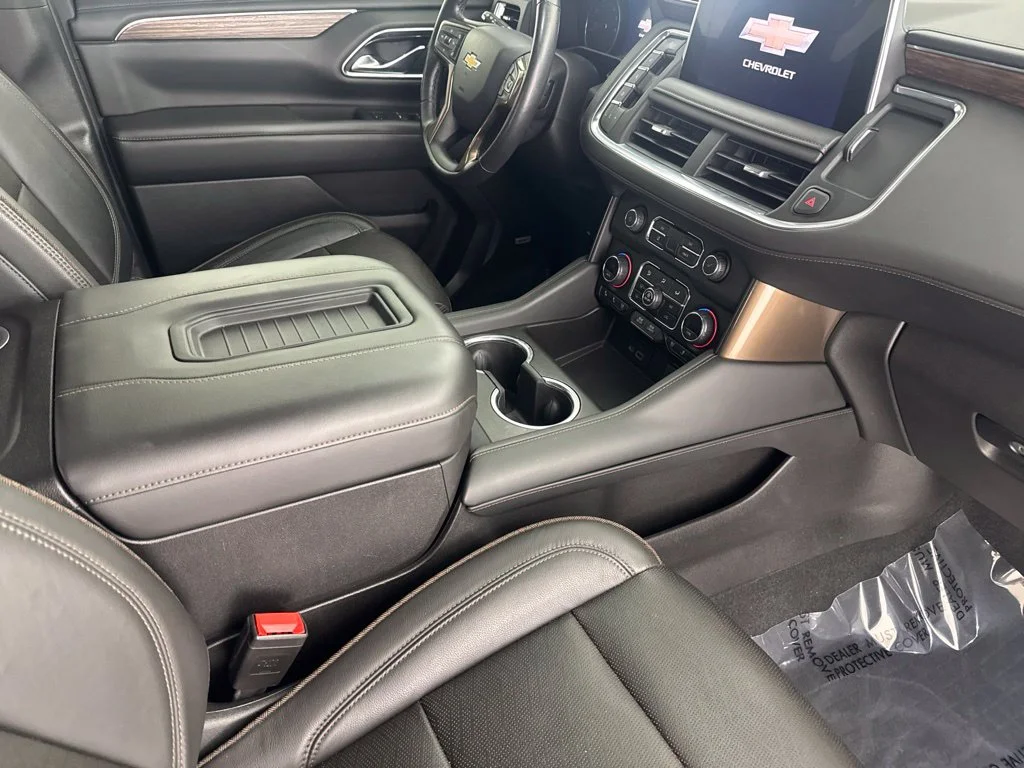 Used 2021 Black Chevrolet High Country image 33