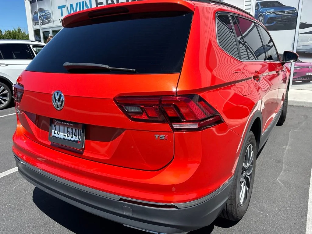 Used 2018 Orange Volkswagen 2.0T SE image 8