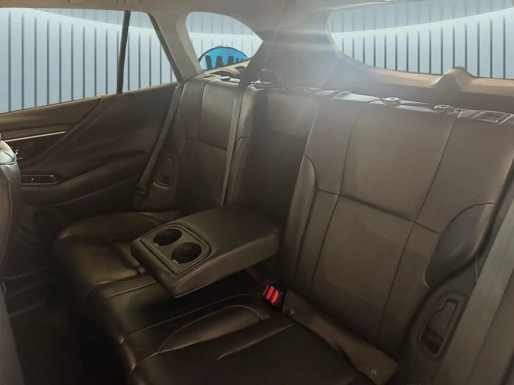 Used 2020 Silver Subaru Limited image 22