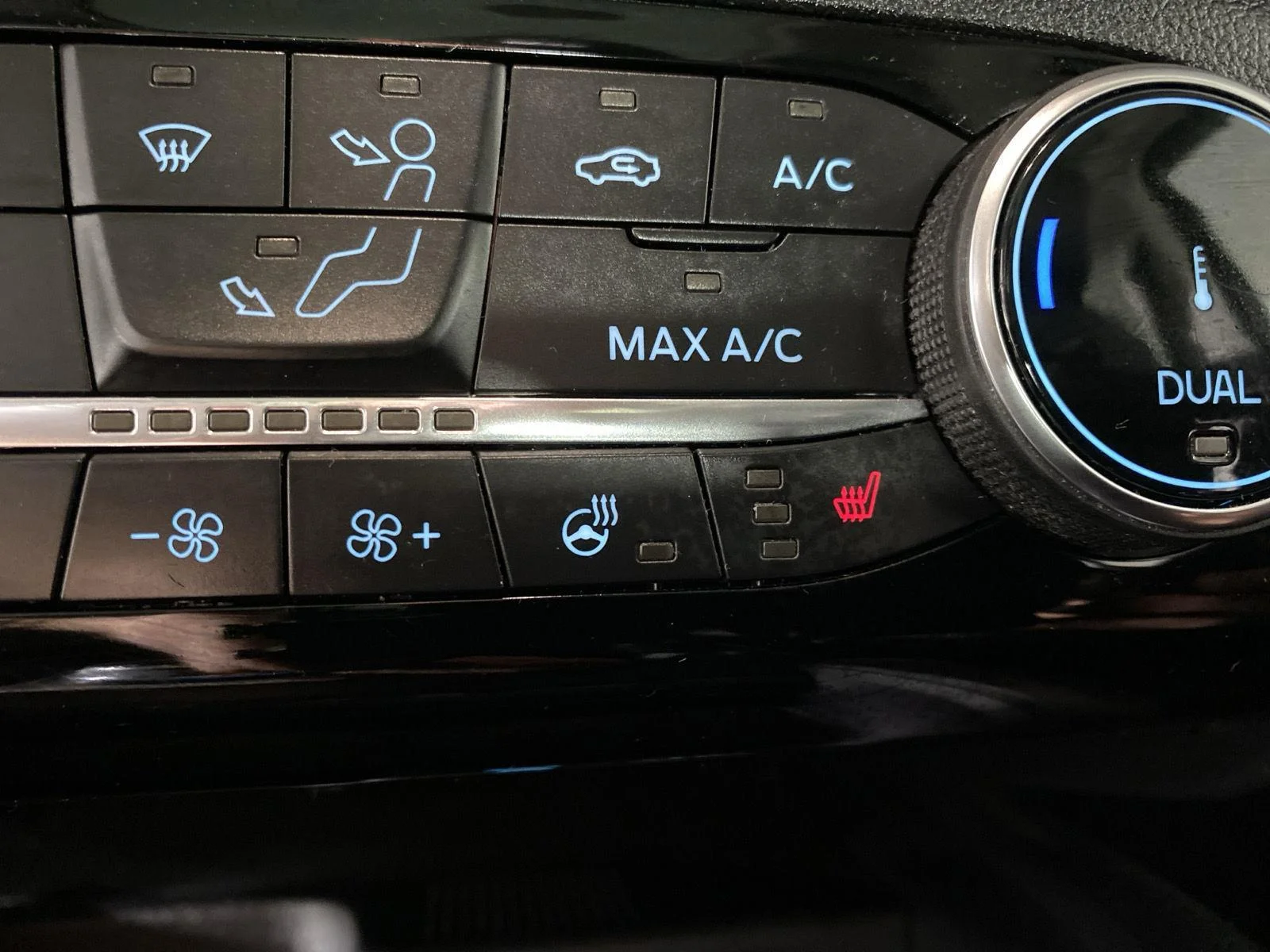 Used 2022 Carbonized Gray Ford SEL image 21