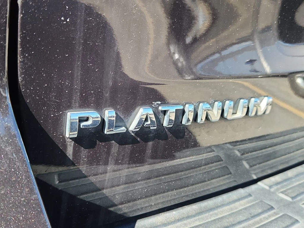Used 2022 Gray Ford Platinum image 22