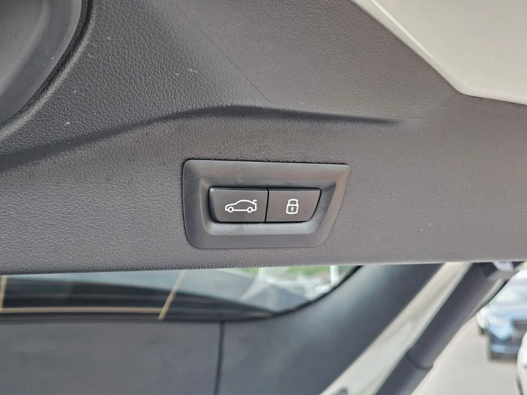 Certified Used 2026 White BMW M60i image 15