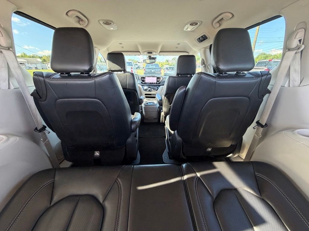 Used 2023 Black Chrysler Touring L image 51