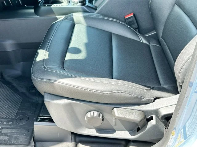 New 2025 Azure Gray Metallic Ford Big Bend image 13