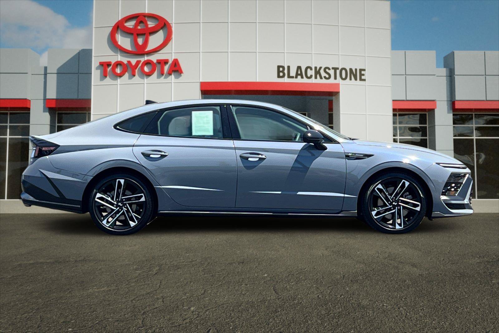 Used 2025 Transmission Blue Hyundai N Line image 2