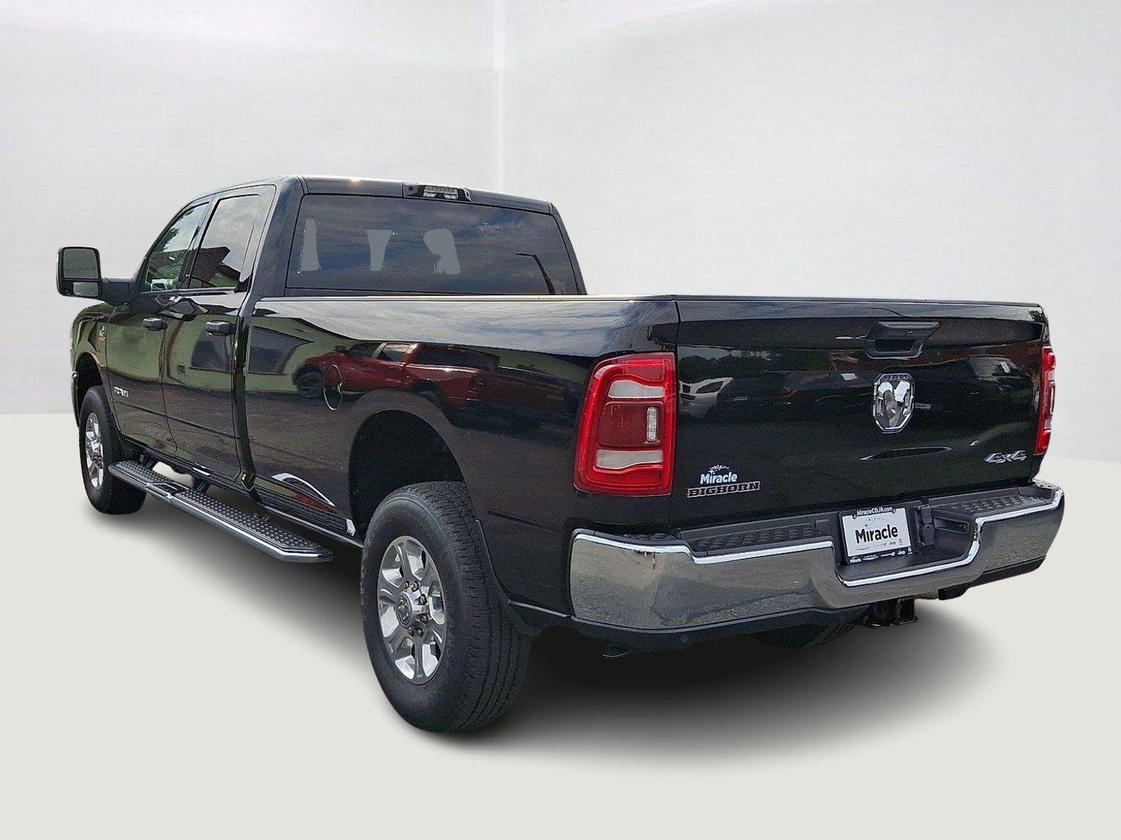 Used 2024 Diamond Black Crystal Pearlcoat Ram Big Horn image 4