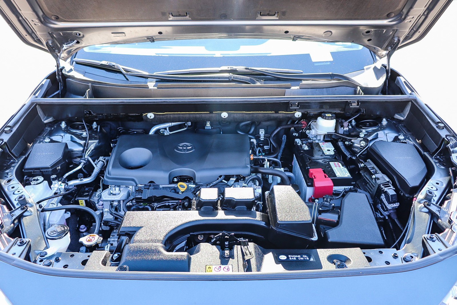 Certified Used 2025  Toyota XLE Premium image 27