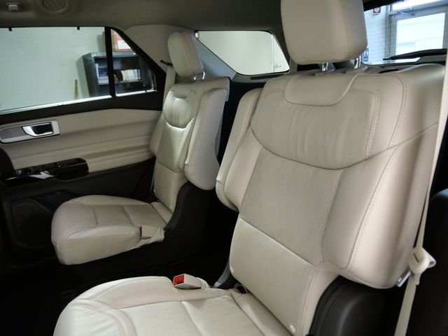 Certified Used 2021 Blue Ford Platinum image 14