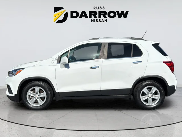 Used 2019 White Chevrolet LT image 2