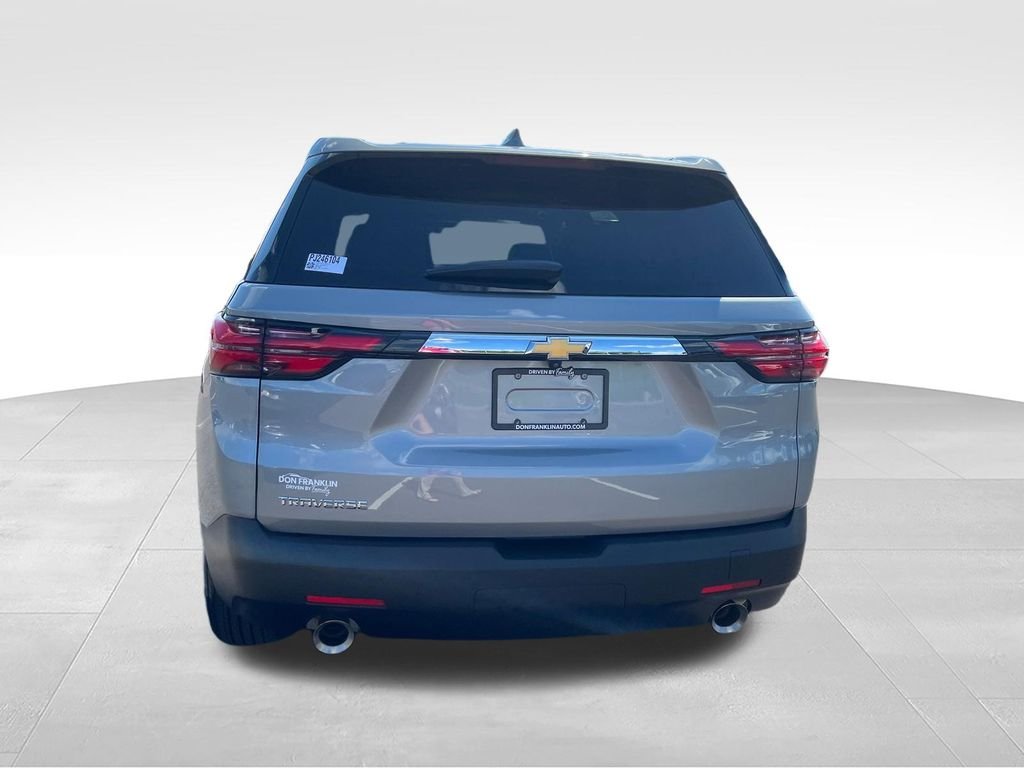 Used 2023 Gray Chevrolet LS image 4