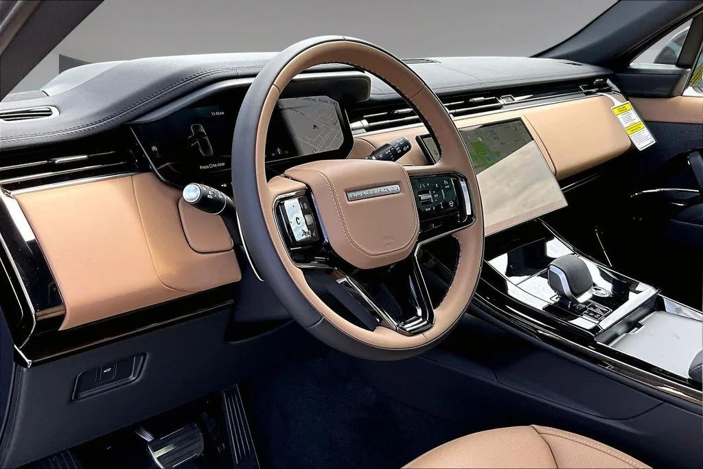 New 2026 Blue Land Rover Dynamic SE image 7