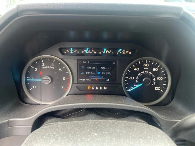 Used 2019 Blue Ford XLT image 5