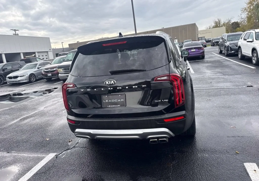 Used 2020 Black Kia SX image 6