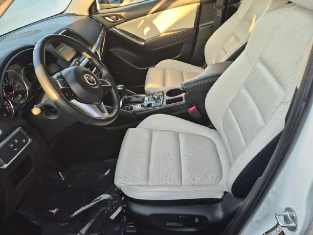 Used 2016 White Mazda Grand Touring image 15