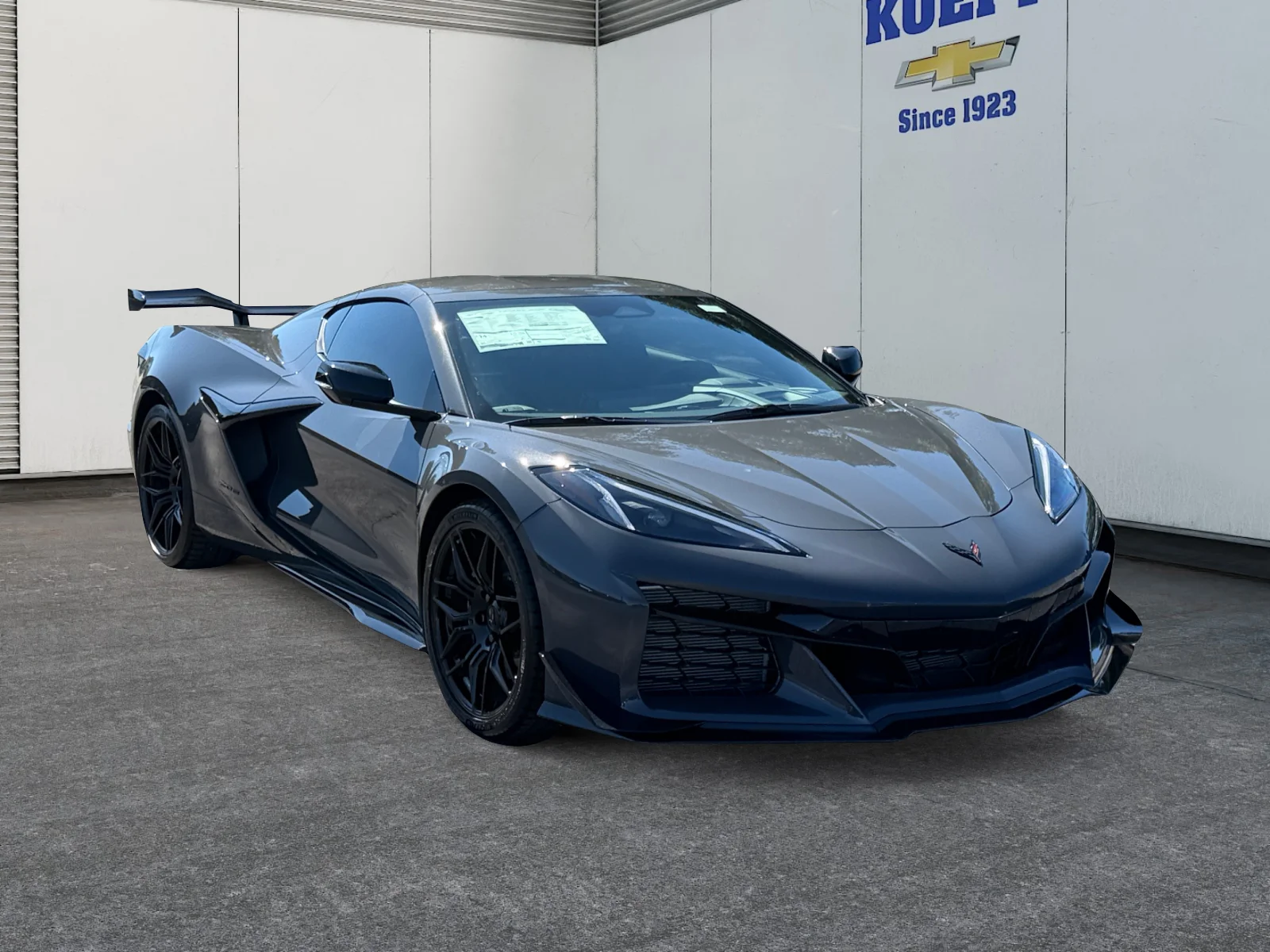 2027 Chevrolet Corvette 2LZ - Photo 7