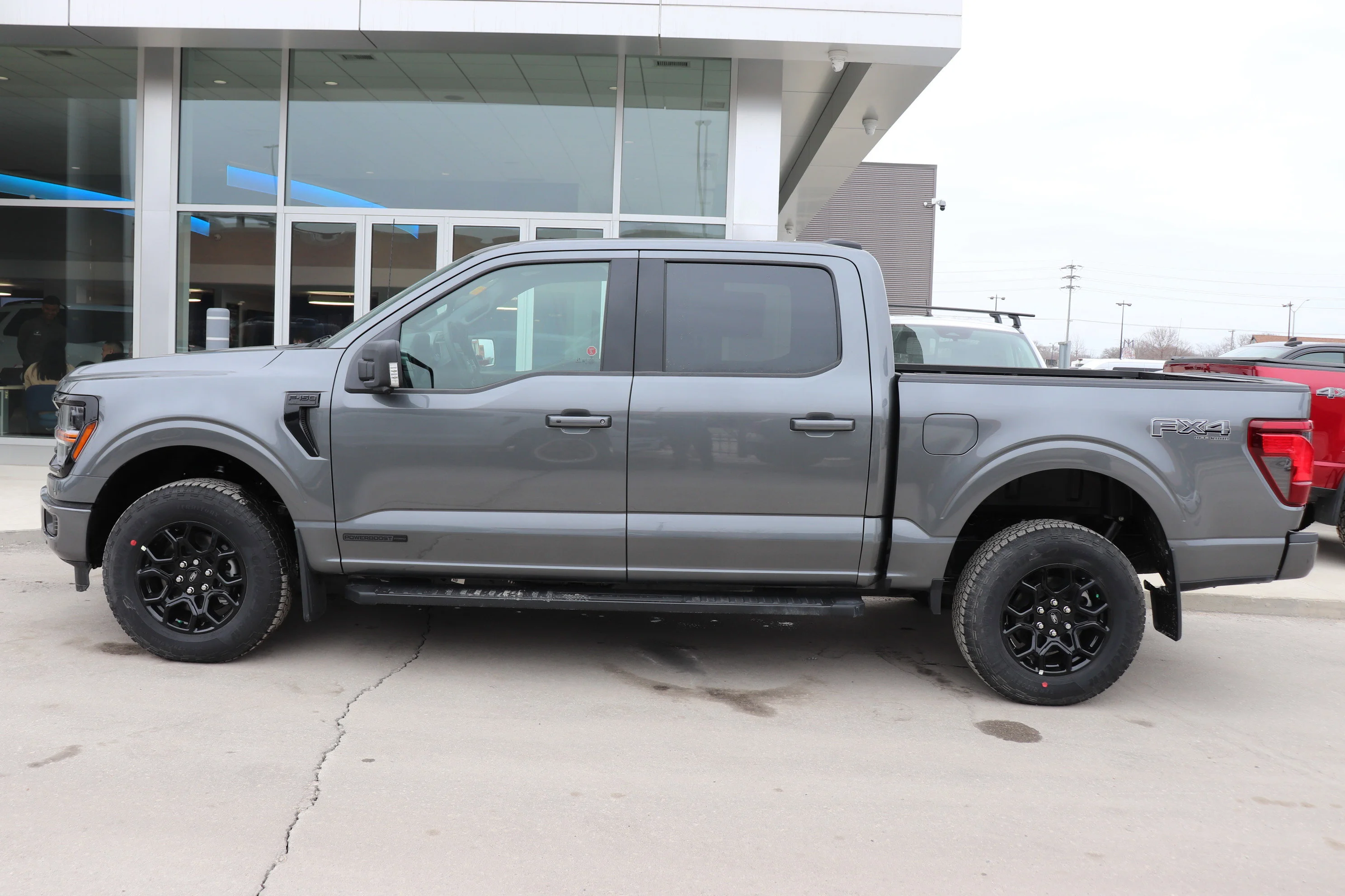 New 2026 CARBONIZED GREY METALLIC Ford XLT image 3