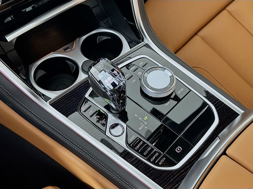 New 2026 San Remo Green Metallic BMW 840i image 15