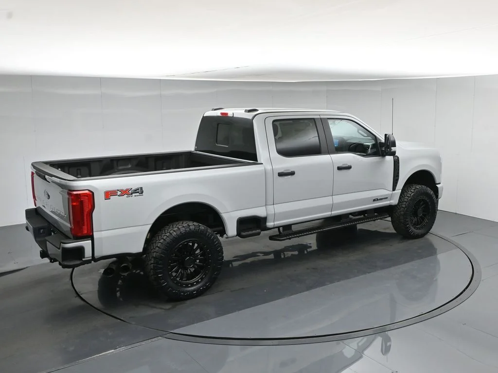 New 2026 Avalanche Ford XL image 39
