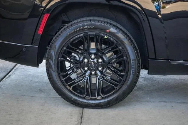 New 2026 High Gloss Black Exterior Paint Jeep Grand Wagoneer image 12