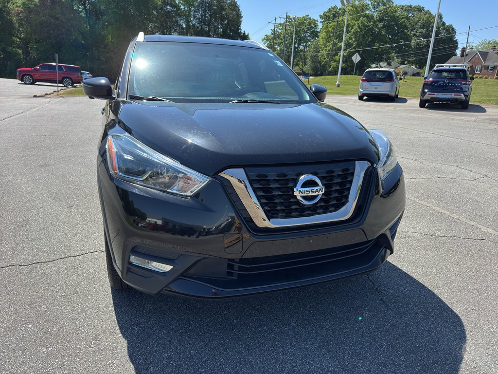 Used 2019 Nissan Kicks SR with VIN 3N1CP5CU4KL535118 for sale in Newton, NC