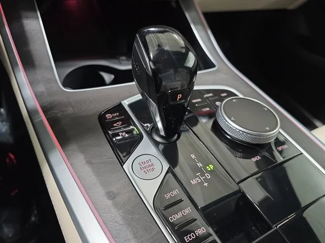 Used 2022 Arctic Gray Metallic BMW xDrive40i image 24
