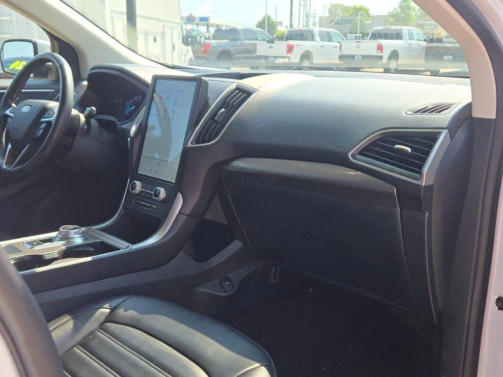 Certified Used 2024 White Ford SEL image 5