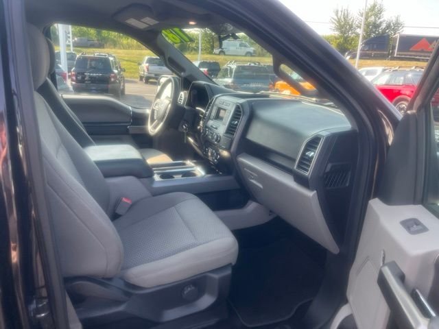 Used 2018 Magma Red Ford XLT image 17