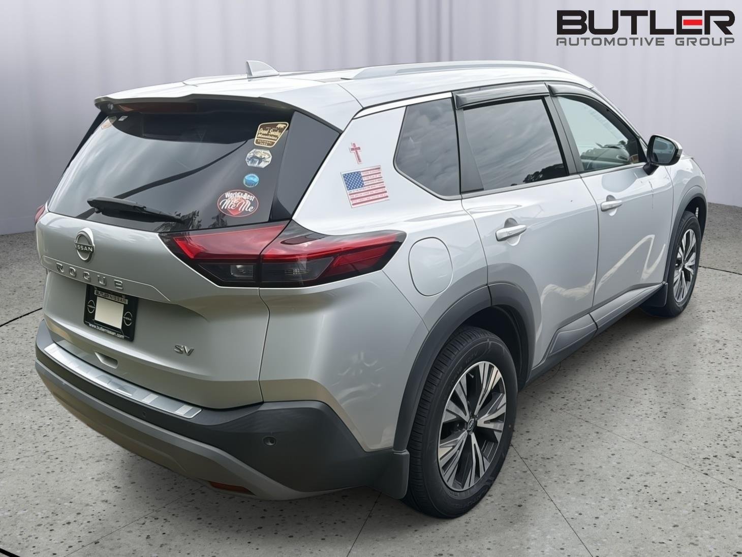Used 2022 Brilliant Silver Metallic Nissan SV image 8