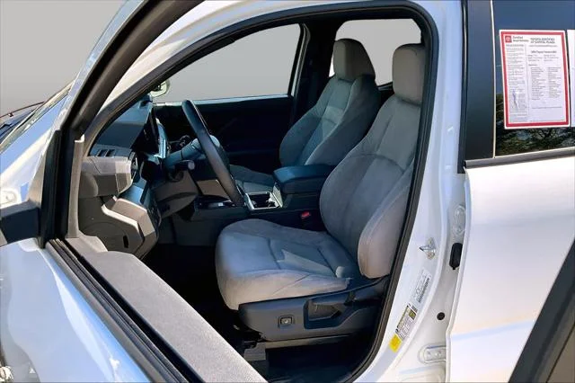 Certified Used 2024 ICE CAP Toyota  image 8
