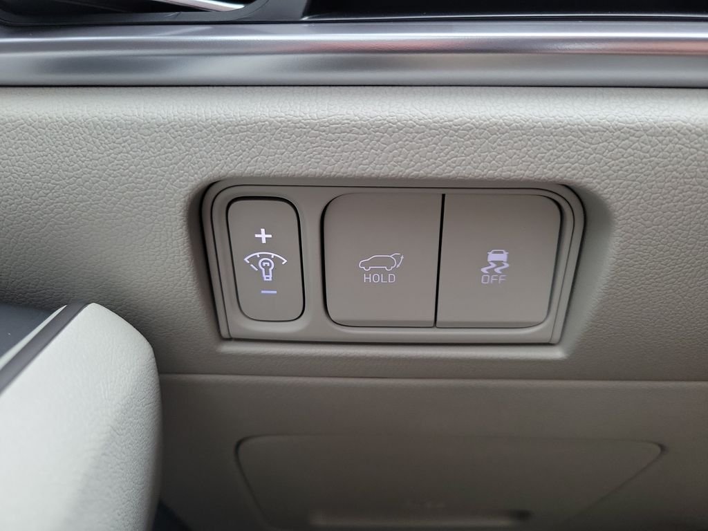 New 2026 Snow White Pearl Kia EX image 25
