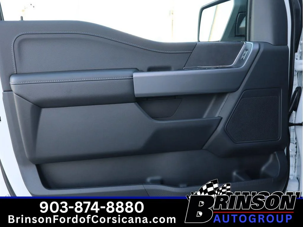New 2026 Oxford White Ford XLT image 10