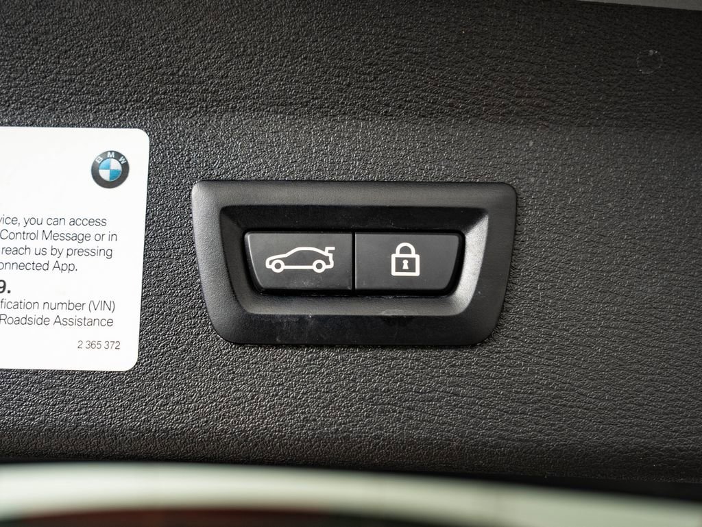 Used 2021 Glacier Silver Metallic BMW sDrive28i image 22