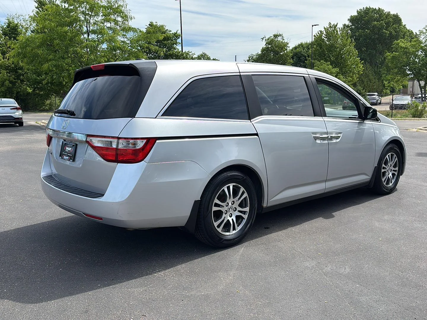Used 2013 Alabaster Silver Metallic Honda EX-L image 17