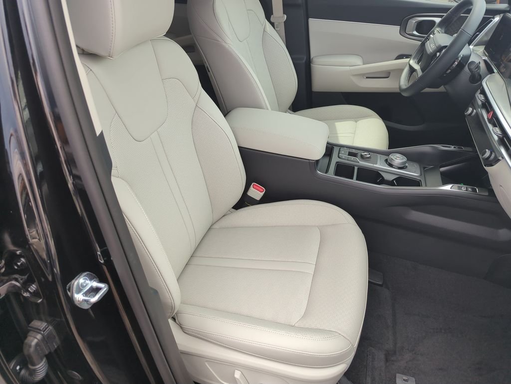 New 2026 Aurora Black Pearl Kia EX image 36
