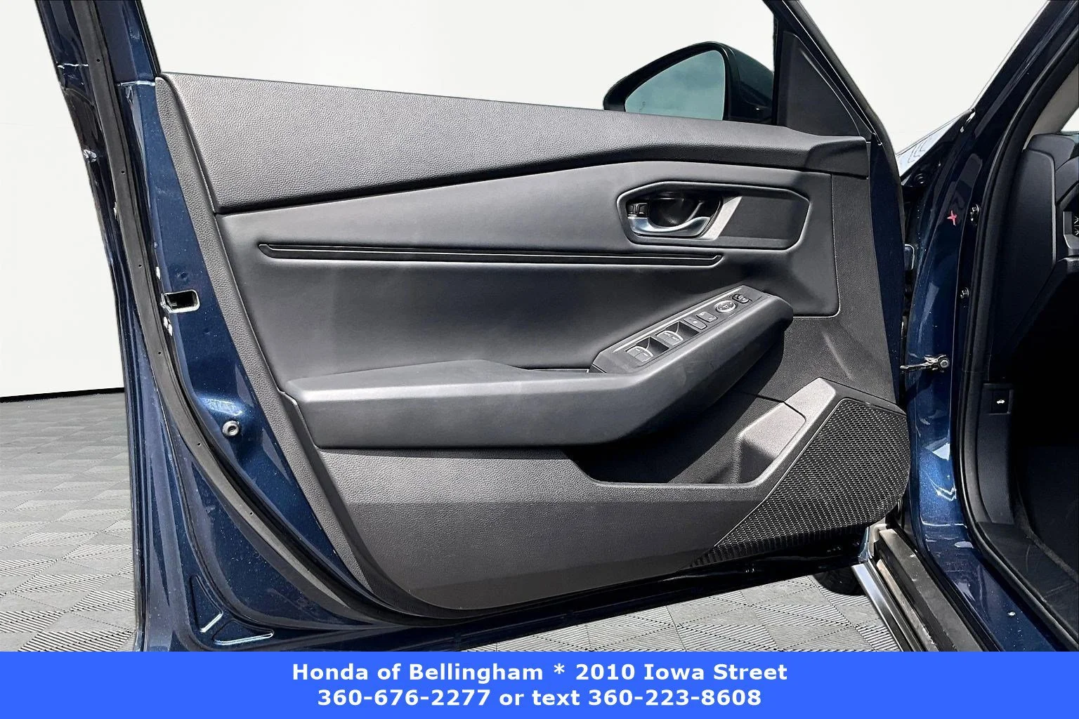 Used 2023 Canyon River Blue Metallic Honda 1.5T EX image 17